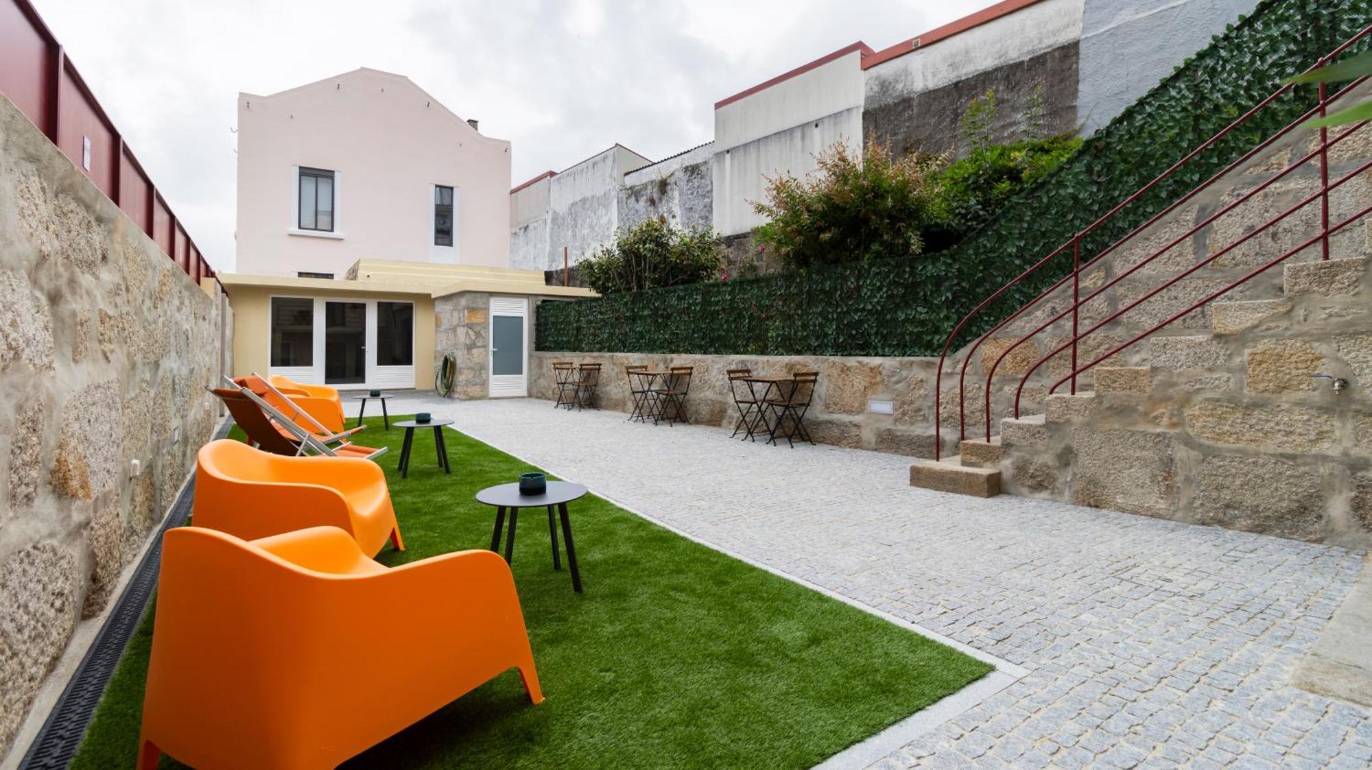 Stop & Relax - Parking Porto Exterior photo